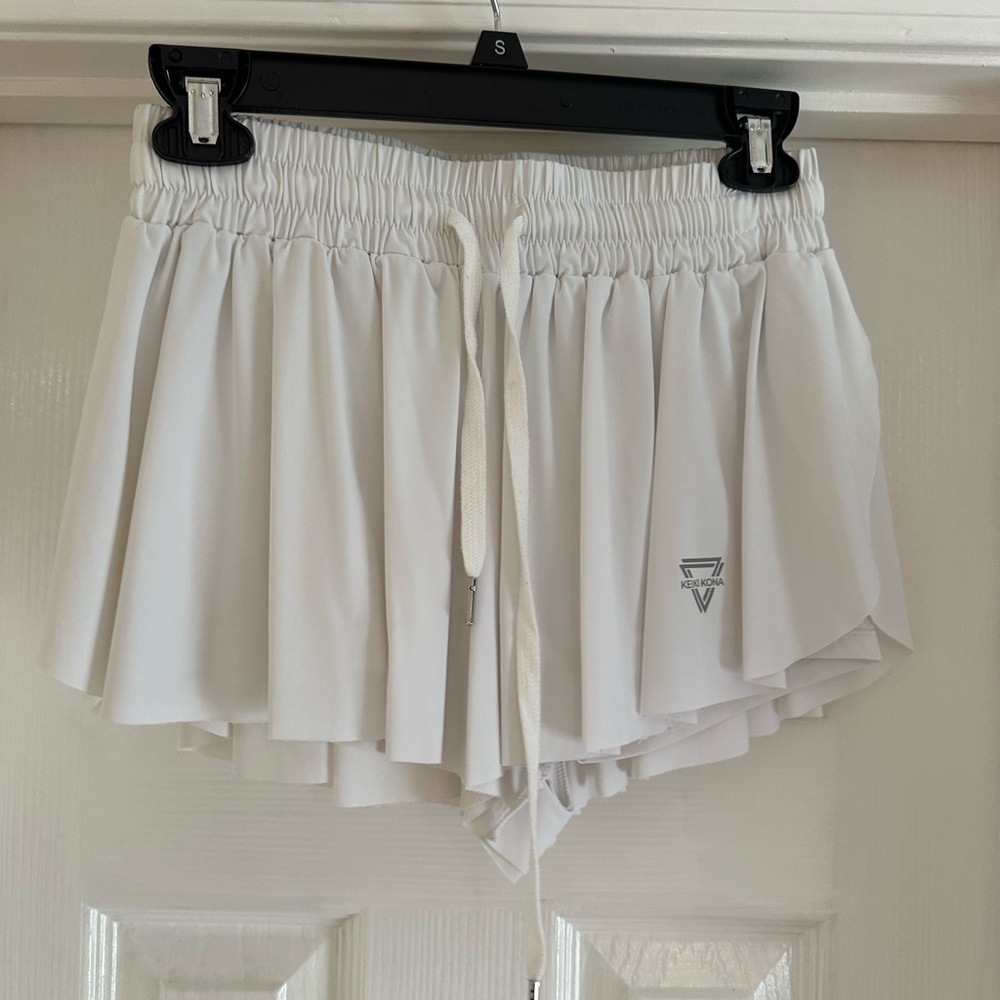 white Keiki Kona shorts